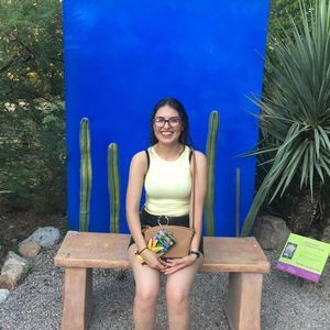 Meet your Posher, Ivana